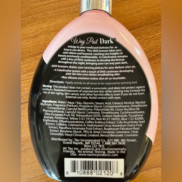 Way Past Dark by Tan Inc. -Advanced 200X Plateau Busting Bronzer 2 Bottles - Picture 2 of 2